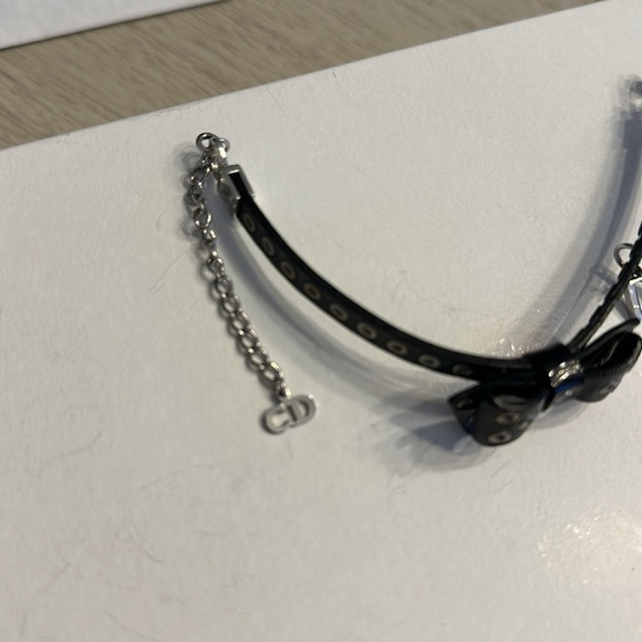 Authentic Dior Bow bracelet. Black patent leather. - Picture 3 of 8